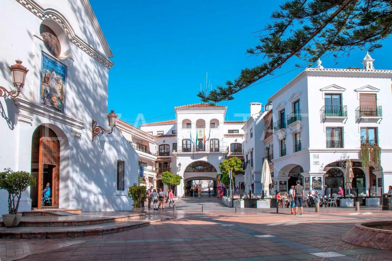 Apartamento Spectacular Sea Views From Solana 5 Street, Nerja Exterior foto